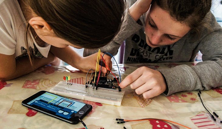 DOCVILLE 2023: ScienceVille voor Kinderen: Leren programmeren met Arduino