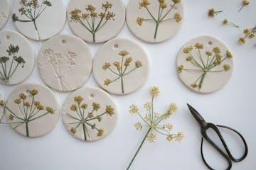 Afdruk met planten/bloemen maken (6 - 12 jaar)