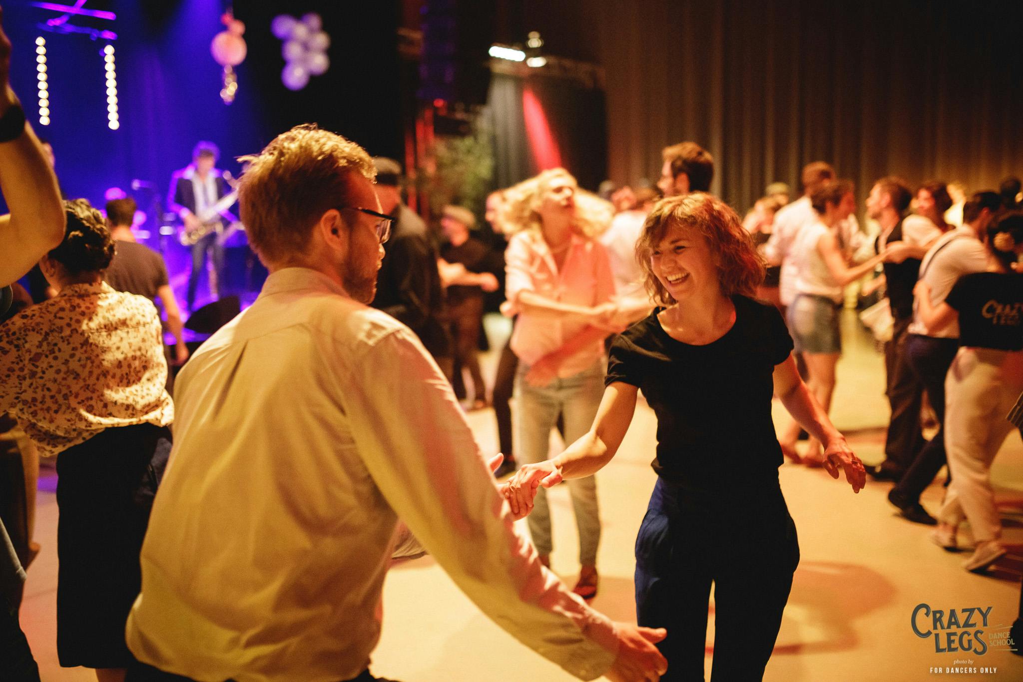 Lindy hop lessen - Shimmy Ambitious - Fast flowing swing