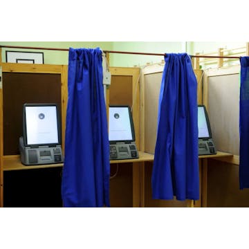Oefen stemmen voor de verkiezingen met een stemcomputer